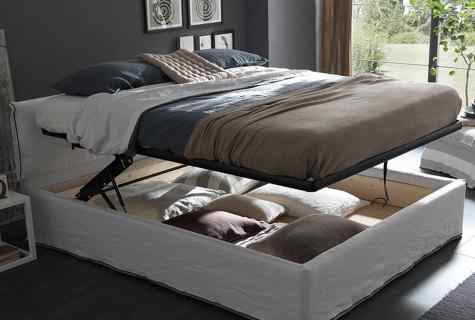 Beds with boxes: it is esthetic and practical