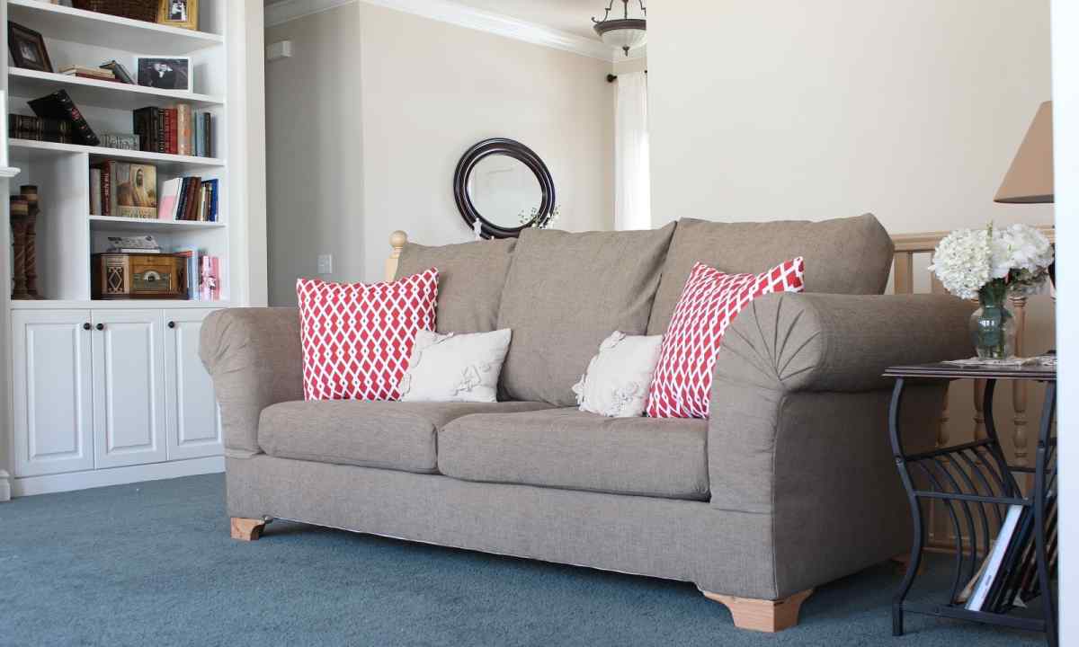 How to choose material for sofa upholstery