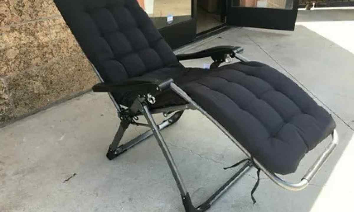 How to lower chair