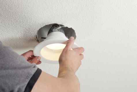 How to fix lamps on stretch ceiling
