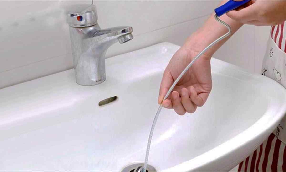 How to eliminate blockage in bathtub