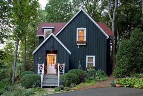 How to paint wooden house