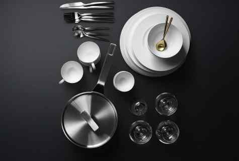 How to clean tableware