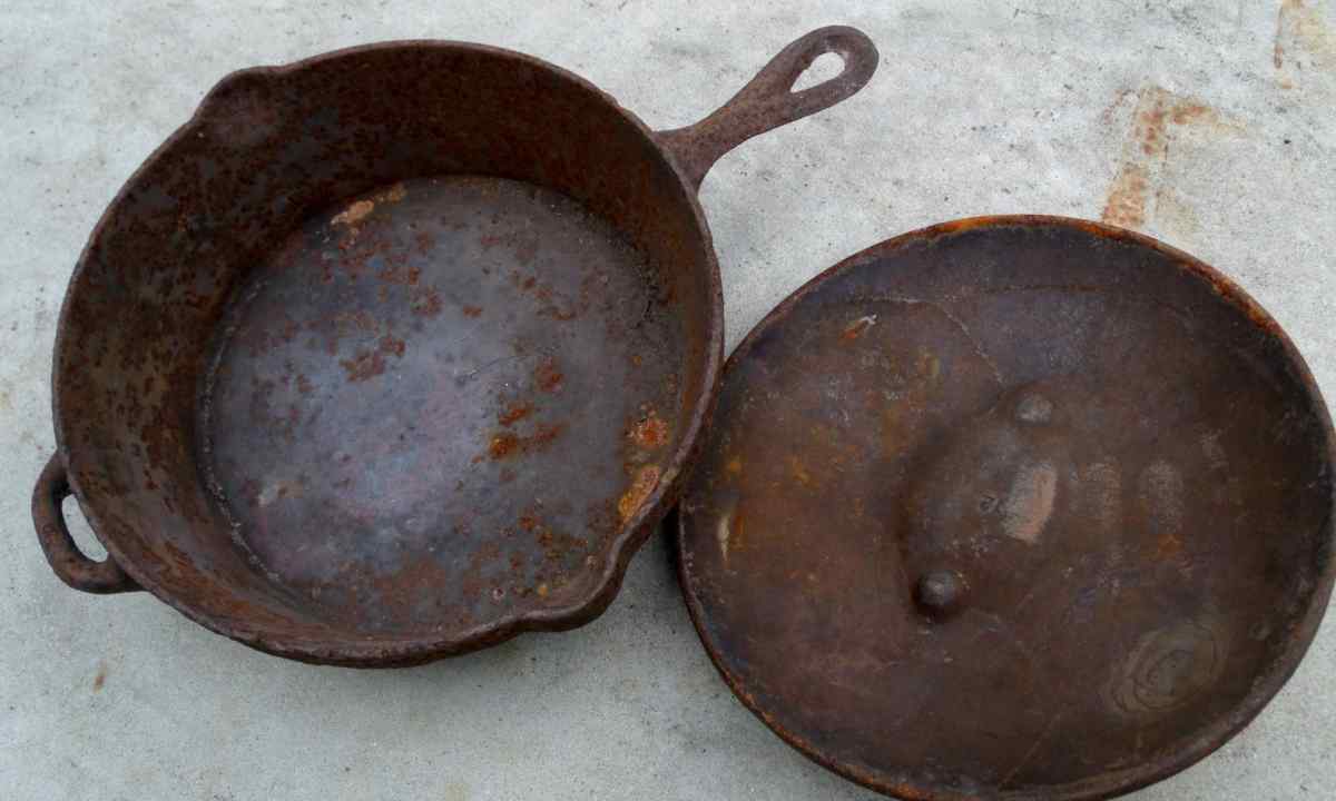 What to do if the pig-iron frying pan rusts