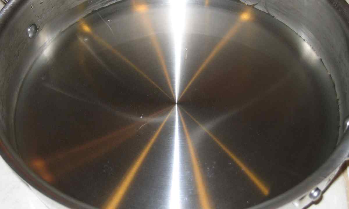 How to choose corrosion-proof pans
