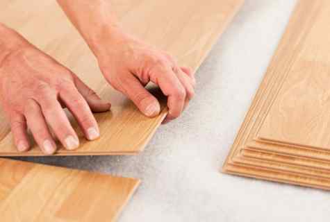 How to lay laminate on plywood