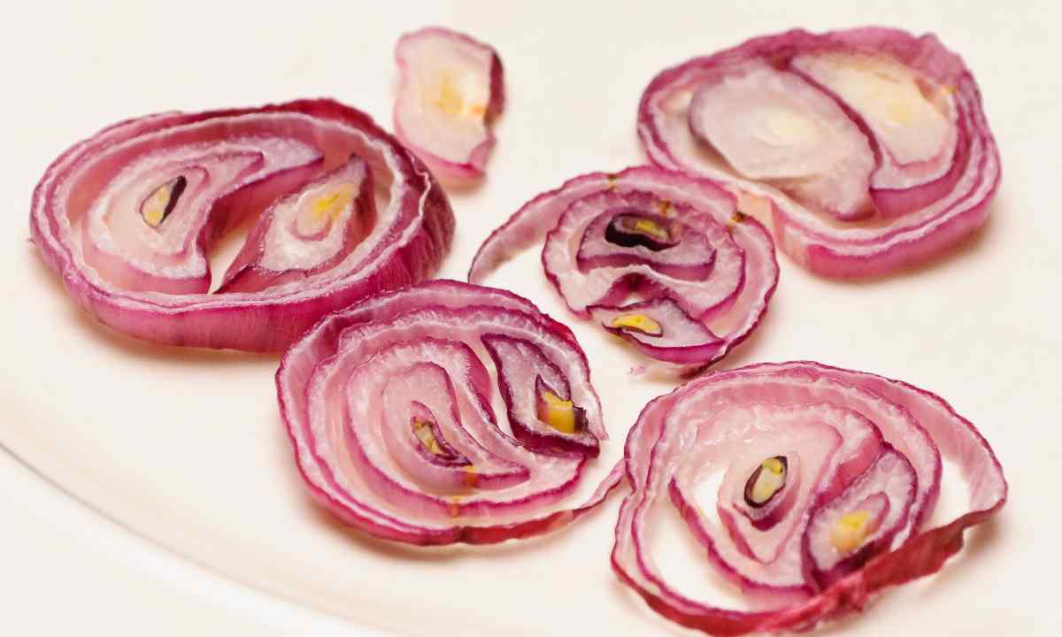 What to do that onions did not strelkovatsya?