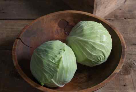 When to remove cabbage on storage