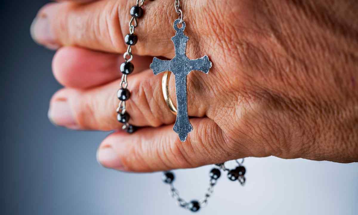 How to issue rosary