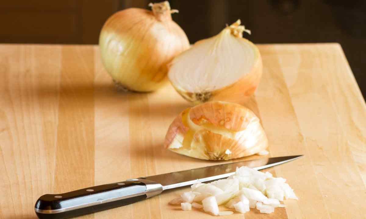How to avoid onions strelkovaniye