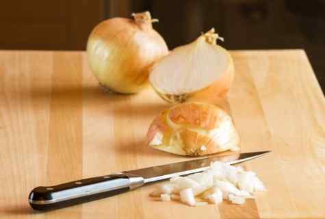 How to avoid onions strelkovaniye