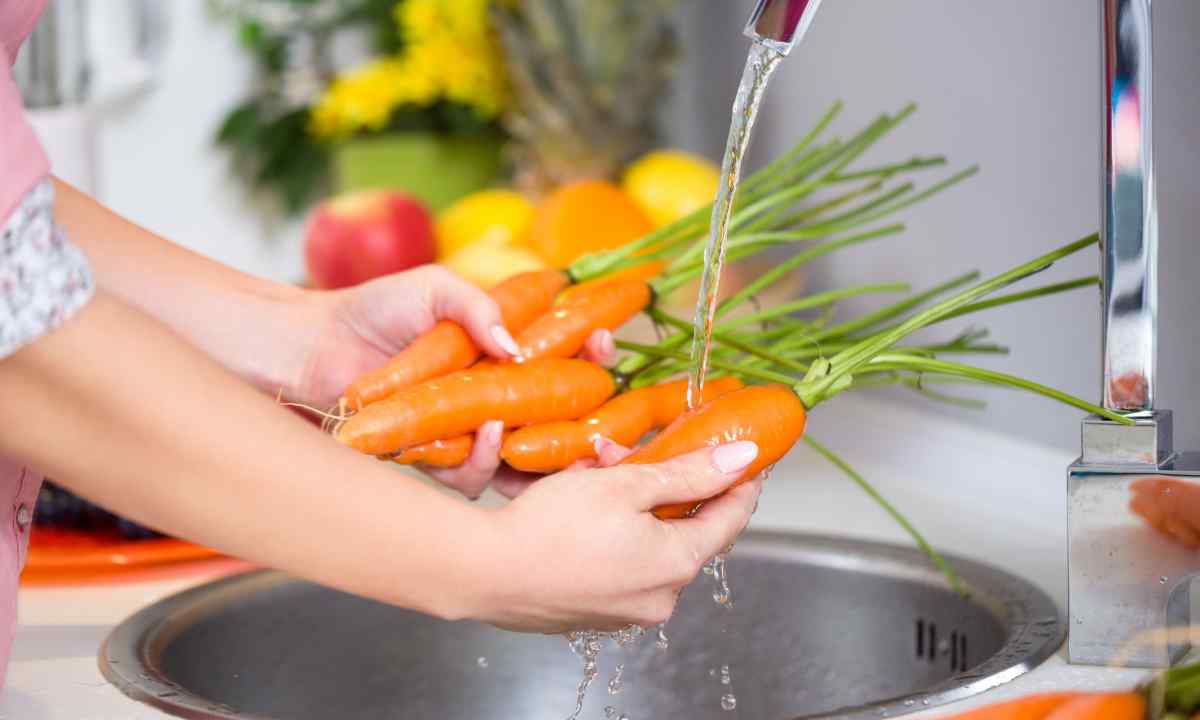 How often to water carrots