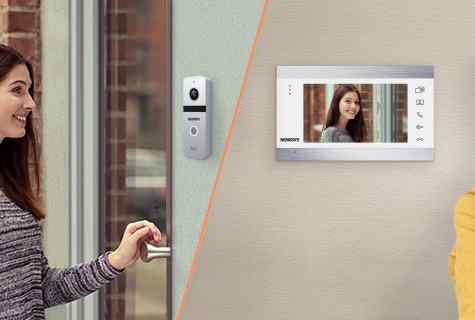 How to fence the house and office from undesirable visitors: individual intercom