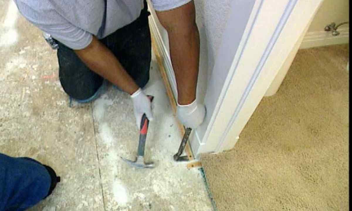 How to remove spots from linoleum