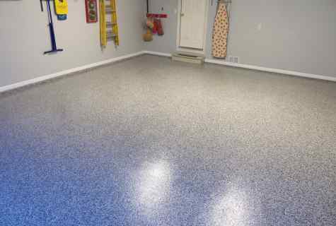 What professional flooring to choose: colored or galvanized
