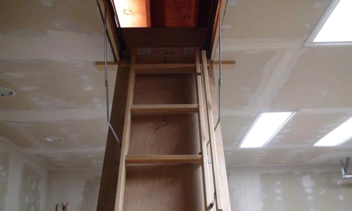 How to make ceiling ladder