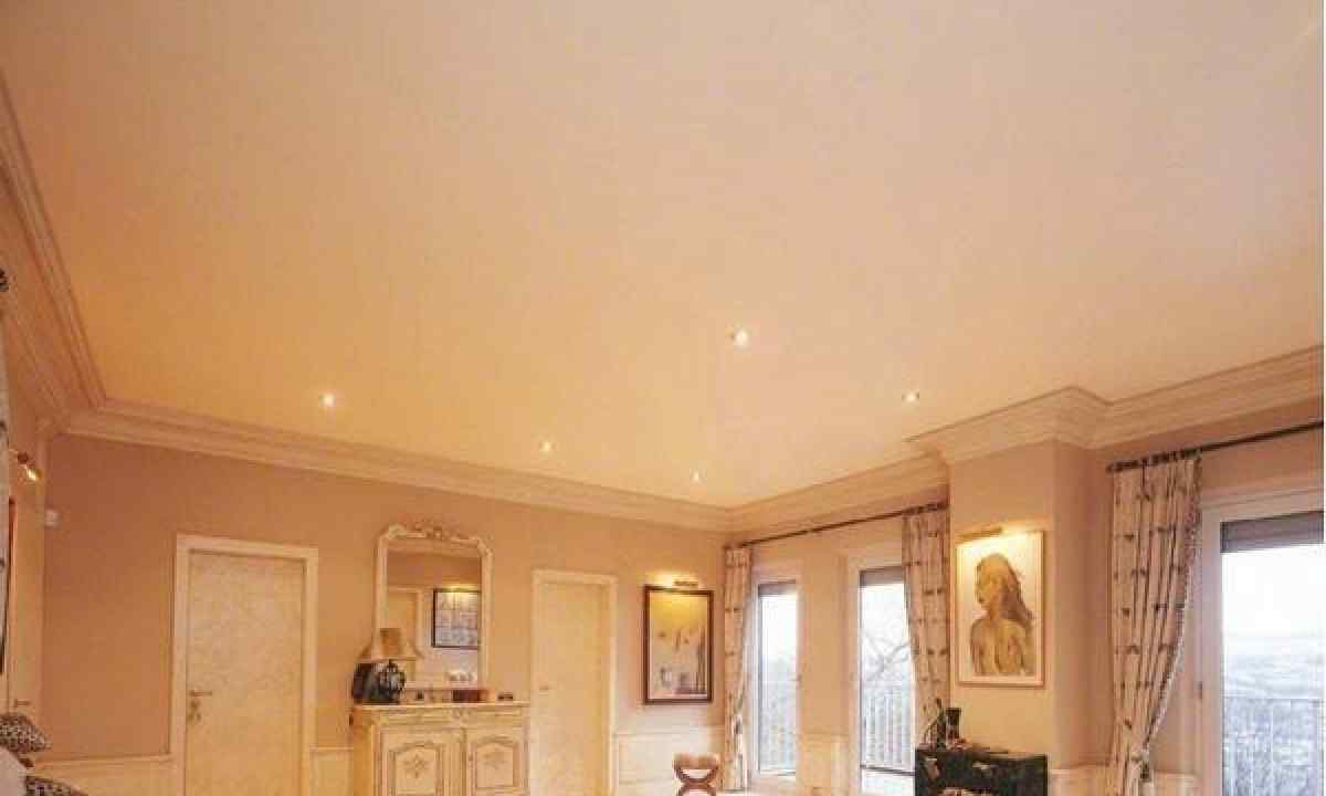 Sateen stretch ceilings: pluses and minuses