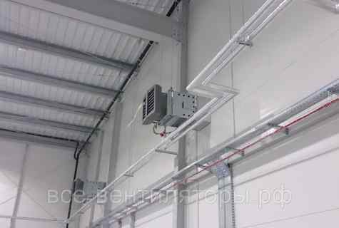 Heater for wet facade: system device