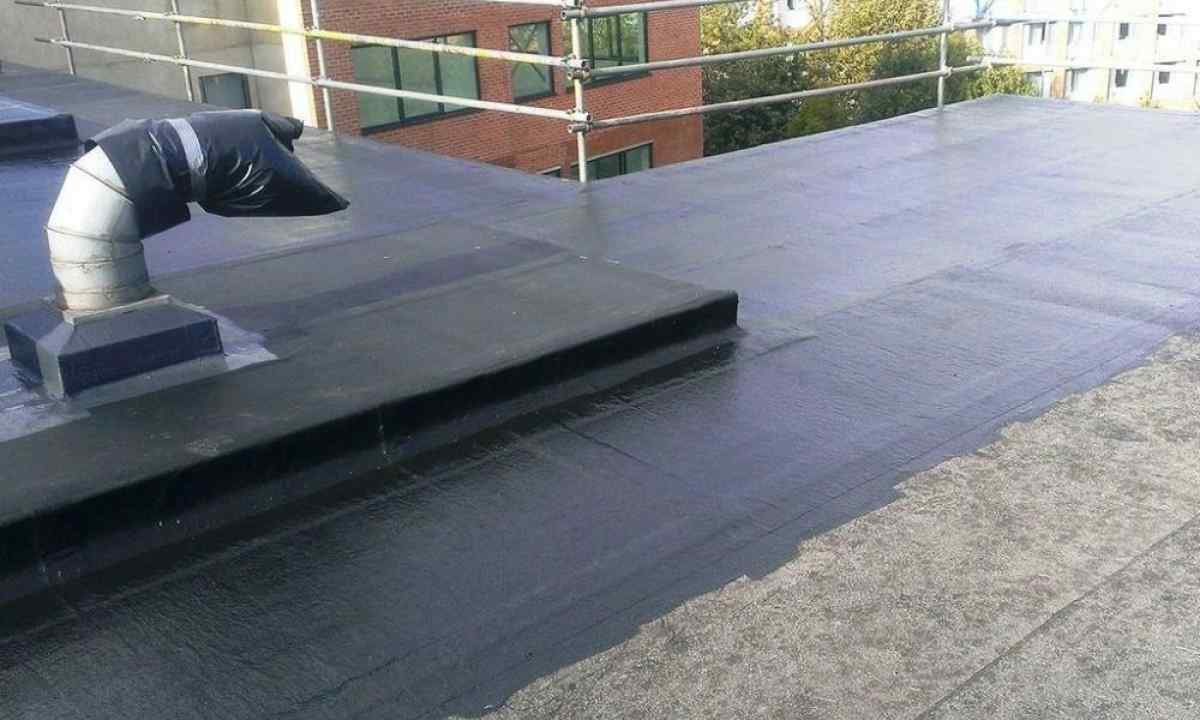 Bituminous mastic for roof: features
