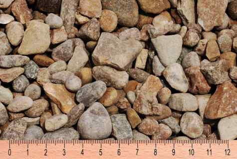How to use natural crushed stone