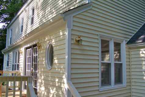 What siding is better: acrylic or vinyl