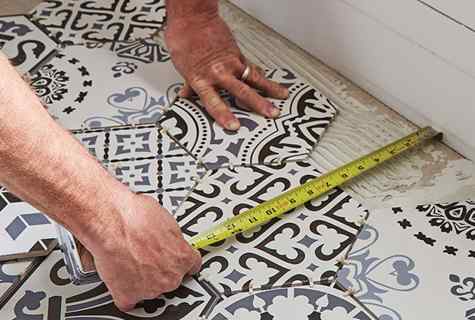 How to make openings in tile