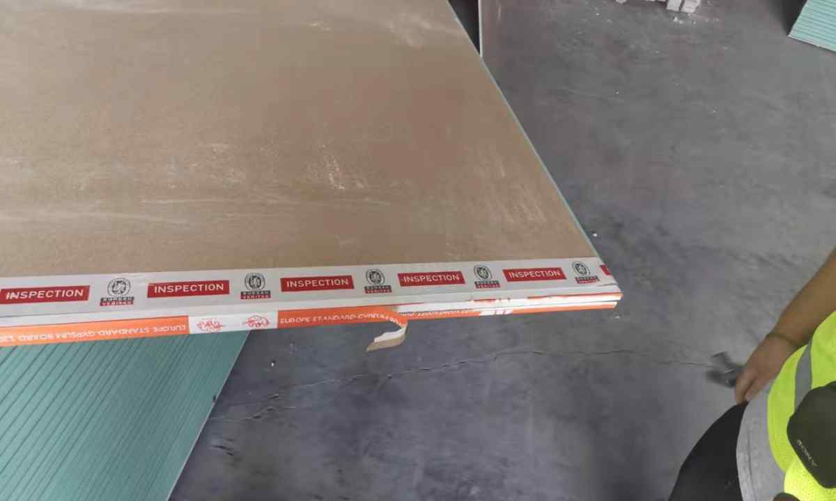 How to choose qualitative metal section for gypsum cardboard