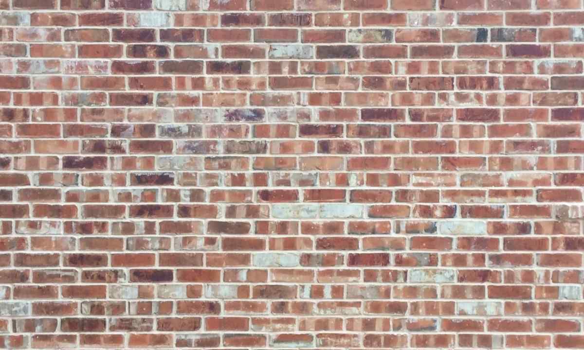Why the facing brick grows white in the winter