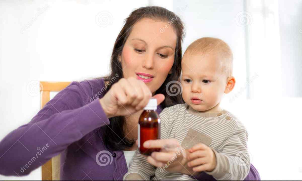 How to give licorice syrup to the child