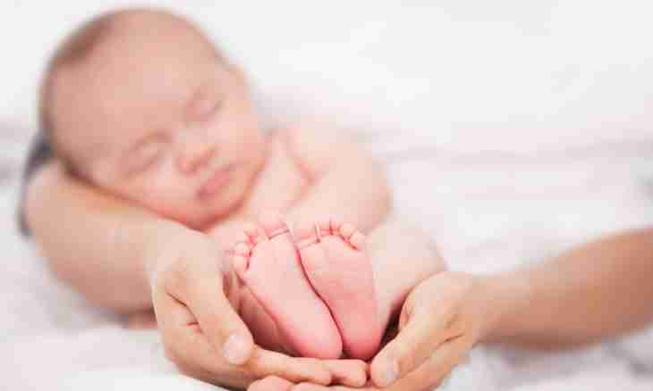 How to treat a lock of newborns