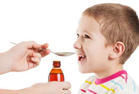 How to persuade the child to drink medicine