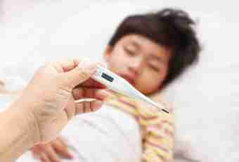 White fever at the child: reasons, symptoms, treatment