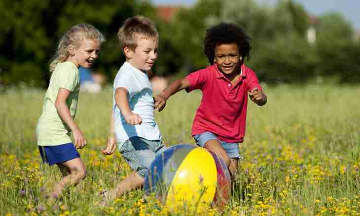 Physical training of children of younger preschool age