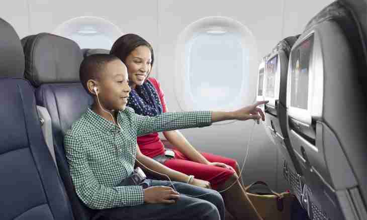 Flight with children on the plane: how to make comfortable