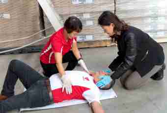 How to give first aid to the child at a frostbite and overcooling