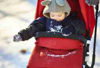 How to dress the baby in the winter
