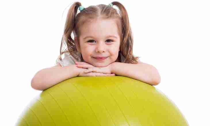 Exercises on a ball for babies – it is useful and it is cheerful