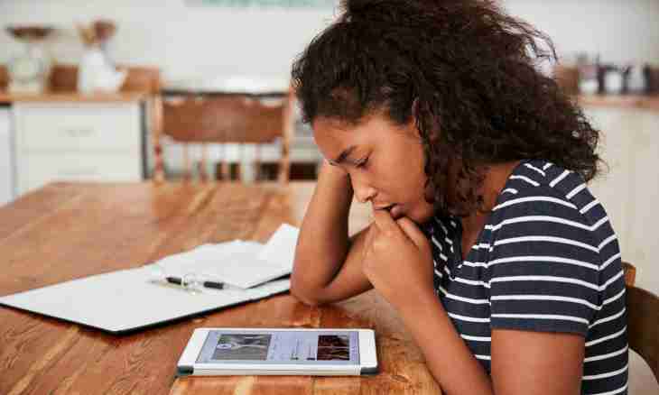 Cyberbullying: what needs to be known, consequences and the help to the child