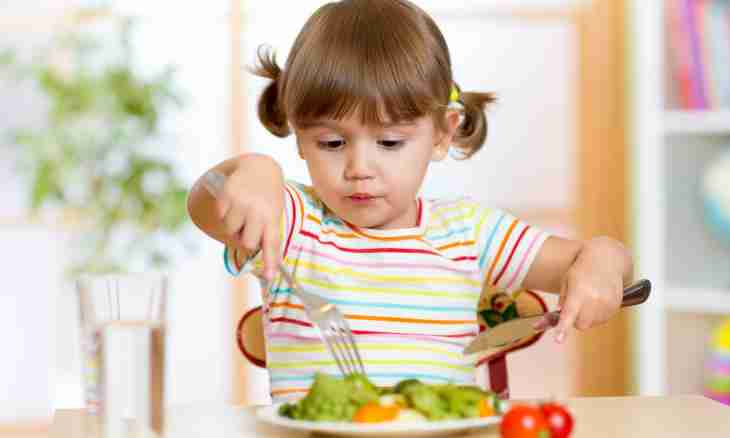 The child's food at the age of 5 years