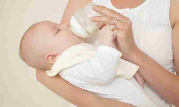What products cause allergies when breastfeeding