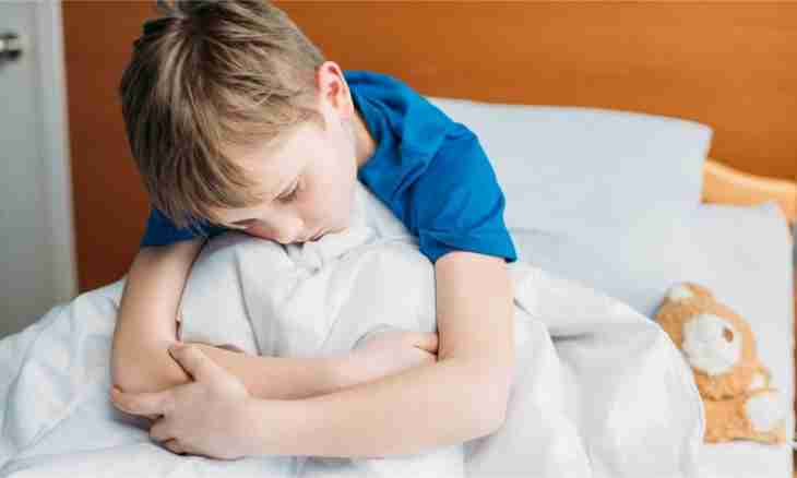 What causes of children's enuresis