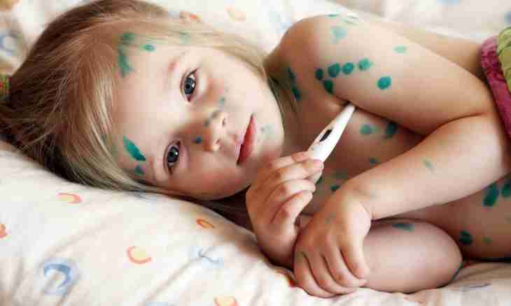 Whether chickenpox is dangerous to the baby?