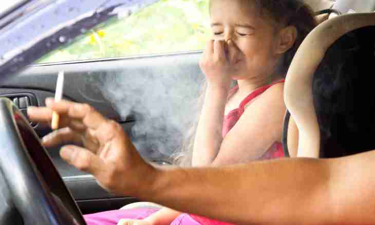 How to disaccustom the teenager to smoke