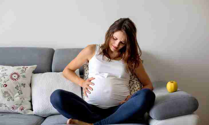 How to understand that she is pregnant to a delay: characteristic symptoms and signs