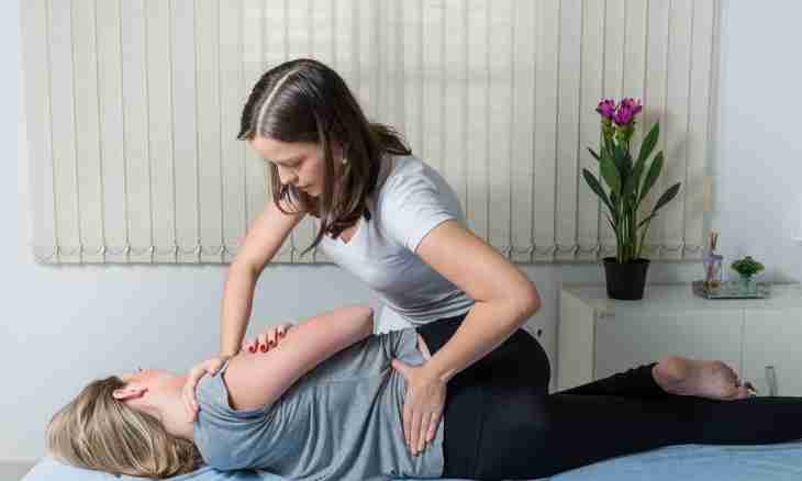 Fights at childbirth: breath how to relieve pain