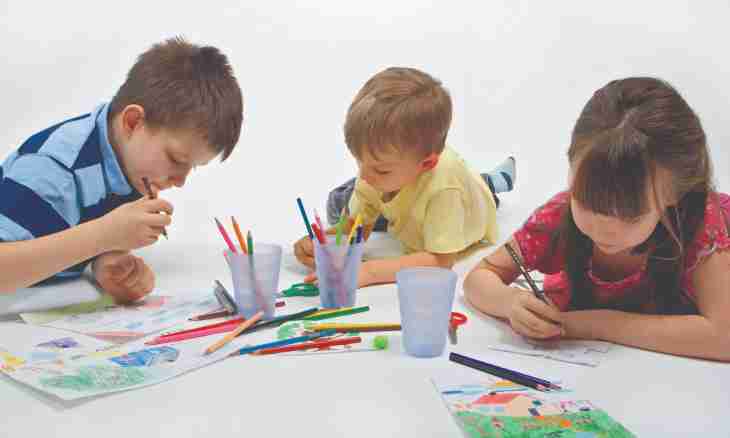 How to teach children to draw