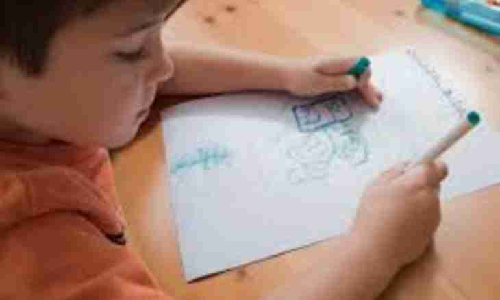 How to analyze drawings of the child - the child draws family
