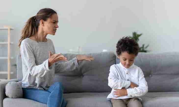 How to punish the child for bad behavior it is correct