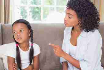 10 things which irritate parents of teenagers