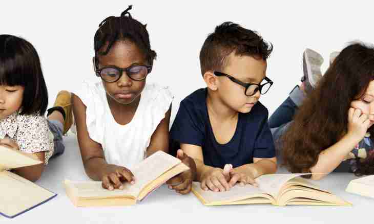 How to teach the child to read: councils